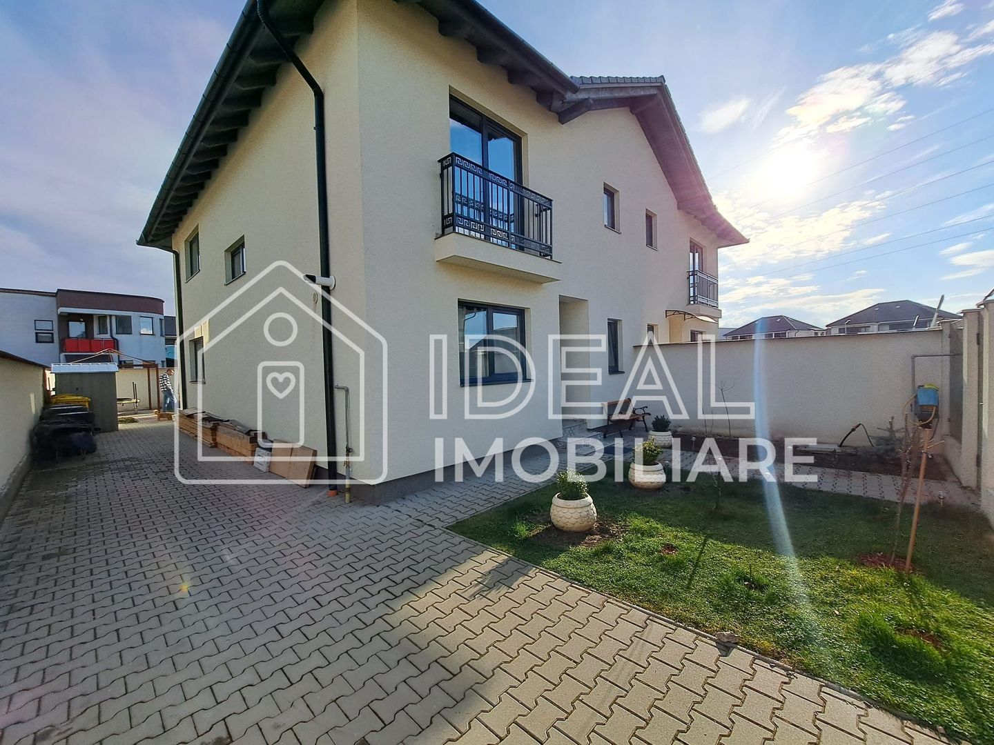 Casa Tip Duplex la Cheie in Cartierul Arhitectilor - Poză 3