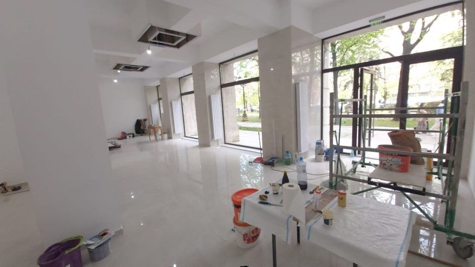 Spatiu Comercial Bld. Unirii T240 - Poză 2