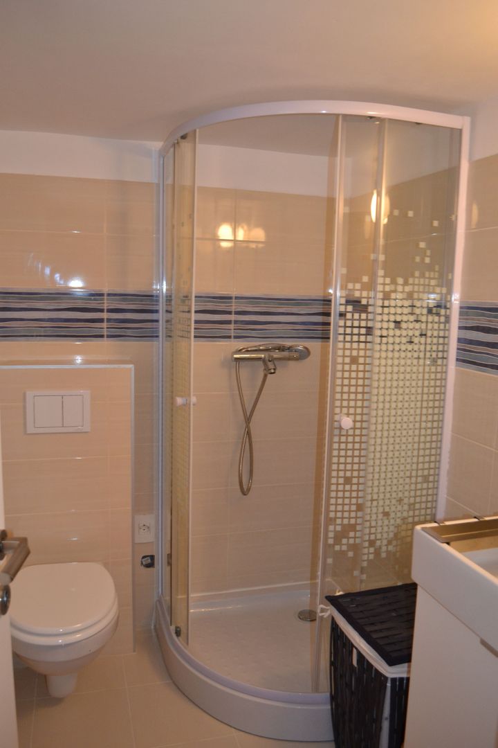 Studiou langa medicina cu scara interioara - Poză 22