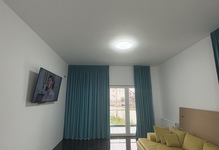 Apartament 2camere finisaje lux - Poză 4