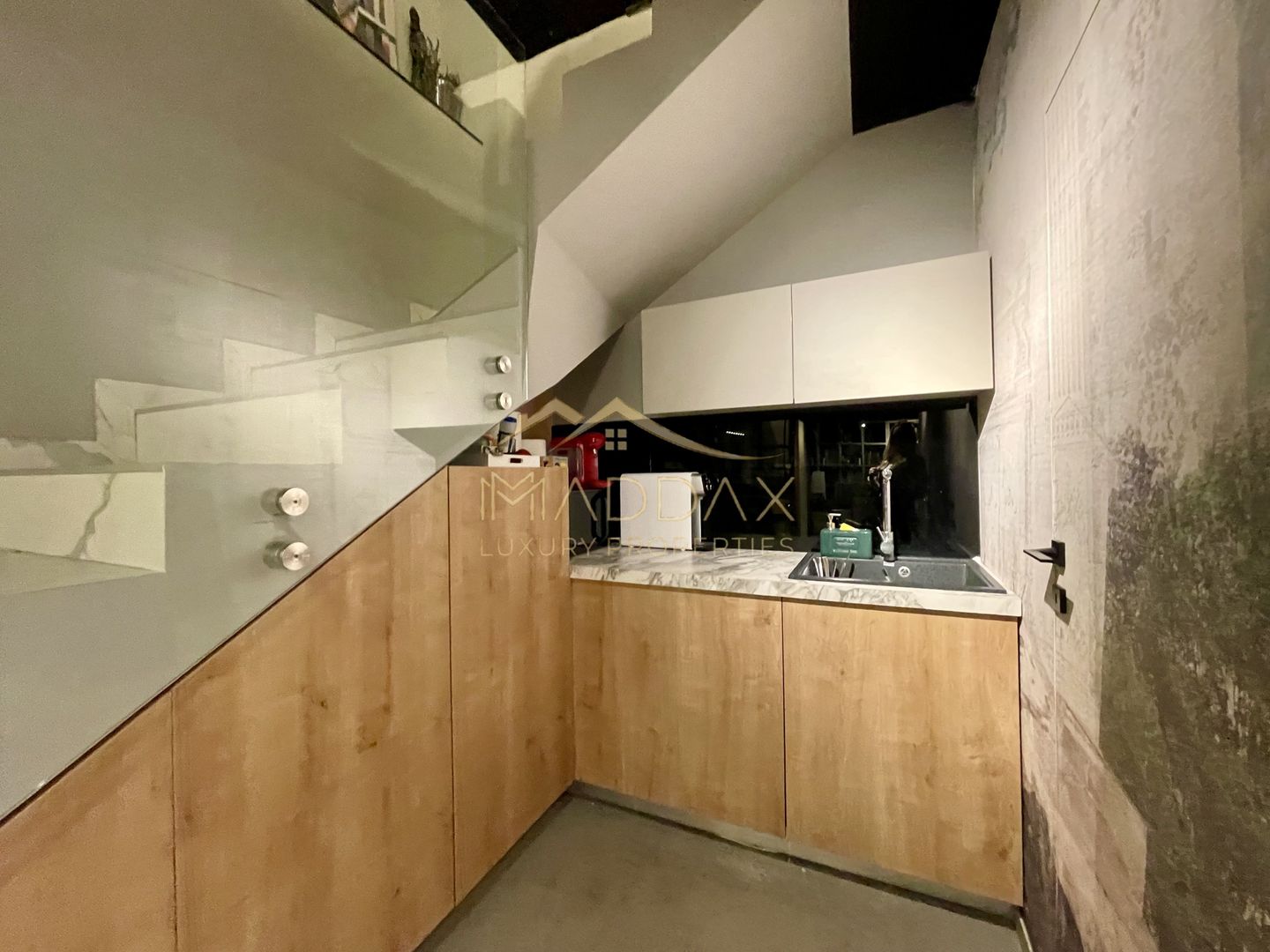 Duplex 3 camere//Birou***Showroom***DOMENII//PARTER+ Demisol - Poză 11