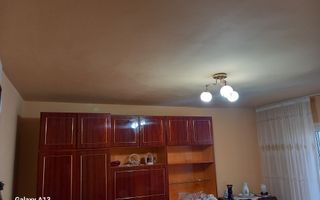 ageuropa.ro vinde ap 3 cam DECOMANDATE 90mp la etajul 3 în Micro 16. - Poză 1