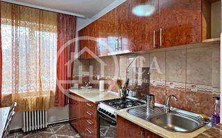 Apartament cu 3 camere de vanzare in zona Rogerius Oradea - Poză 3