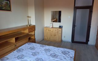Apartament 3 camere 82 mp-balcon-2 bai-etaj 3-parcare-Central - Poză 1
