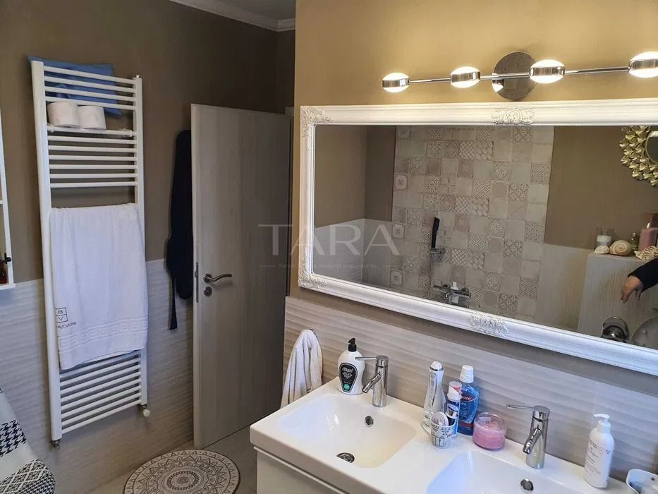 Casa de tip duplex cu 4 camere in Floresti - Poză 7