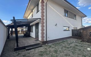 Casă 4 camere de inchiriat, carport, curte 180 mp - C. Arhitectilor - Poză 3