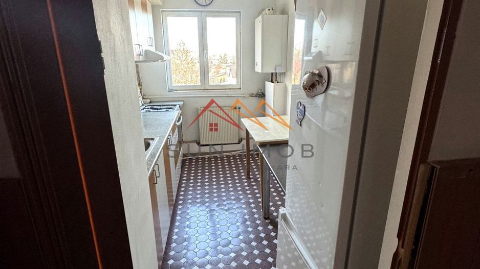 Apartament 2 camere, ultracentral, etaj 3, Comision 0%, Campina - Poză 3