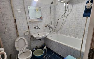 vand garsoniera zona Crihala, etaj 1 - Poză 3