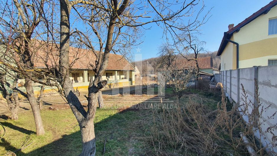 Teren cu constructie in Ciugud - Poză 2