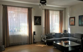 Vila - 6 camere - Victoriei - Poză 1