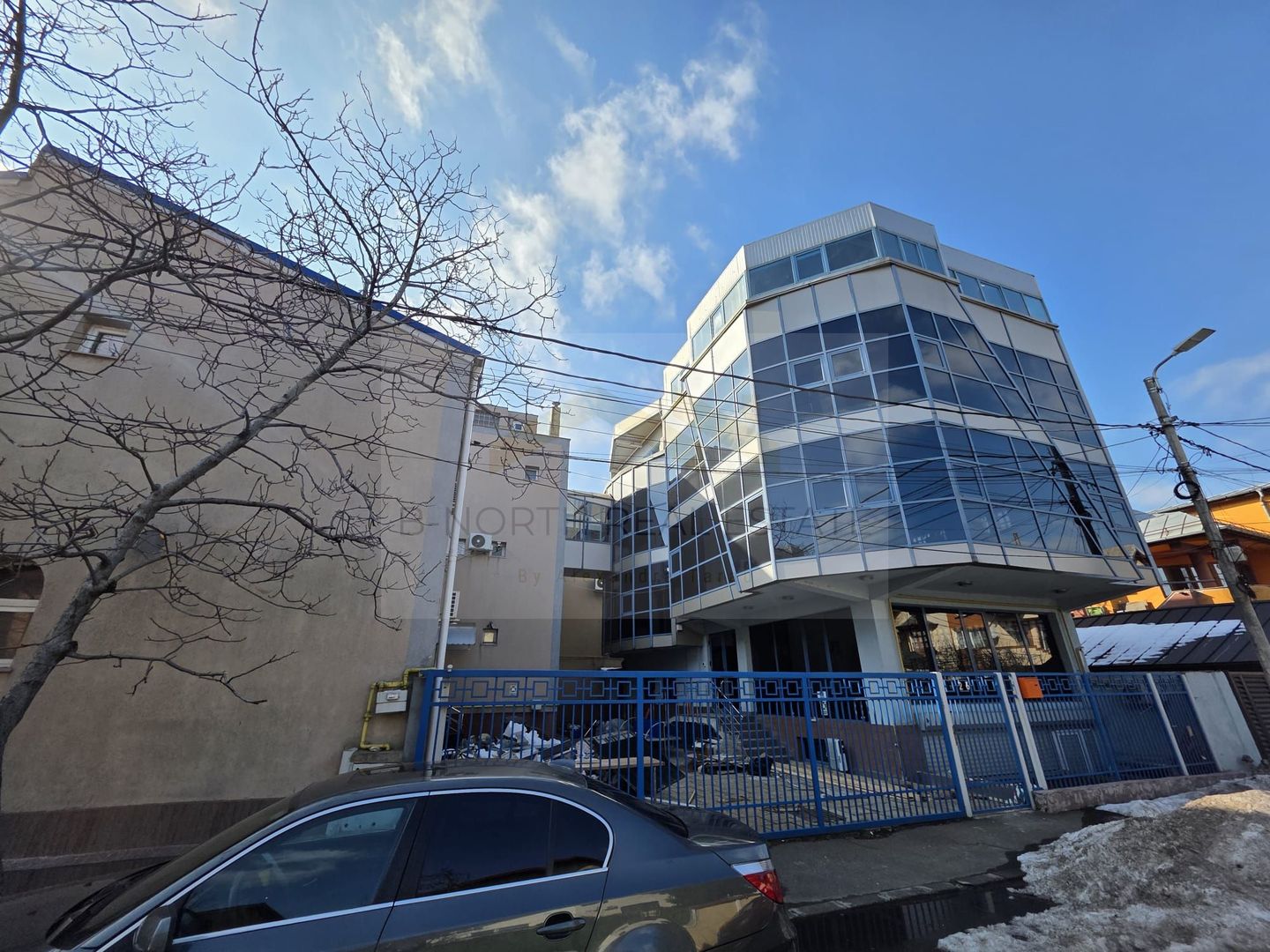 Clădiri de birouri de închiriat Sector 4 – 1.100 mp, vizibilitate stradală - Poză 41