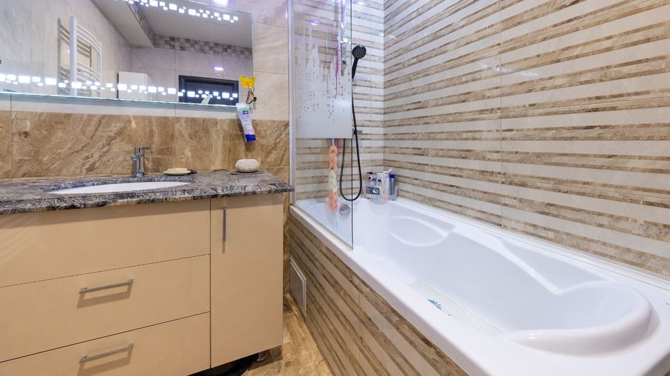 Apartament 3 camere, 82 mp+parcare si boxa-Isaran,Coresi - Poză 22