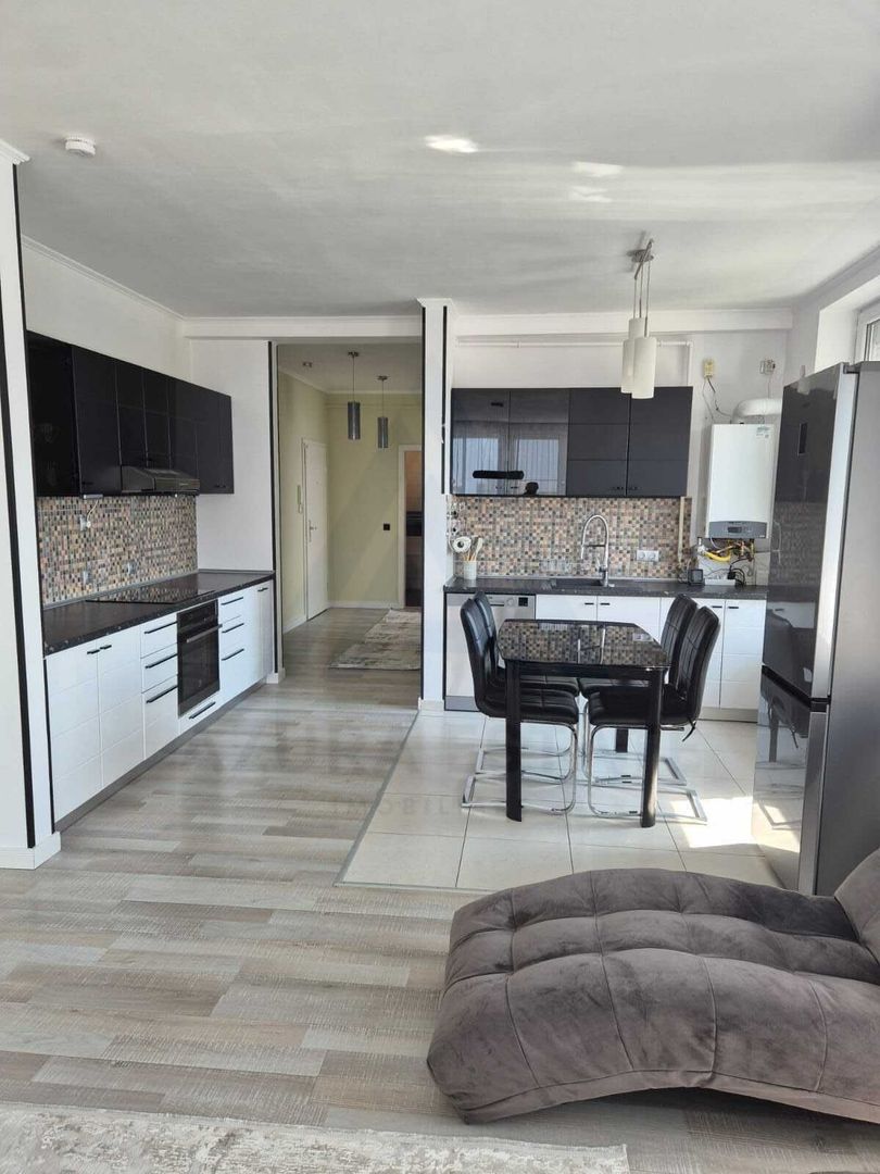 Penthouse 83 mp 3 camere 2 băi terasa 37 mp boxa la subsol Avangarden - Poză 1