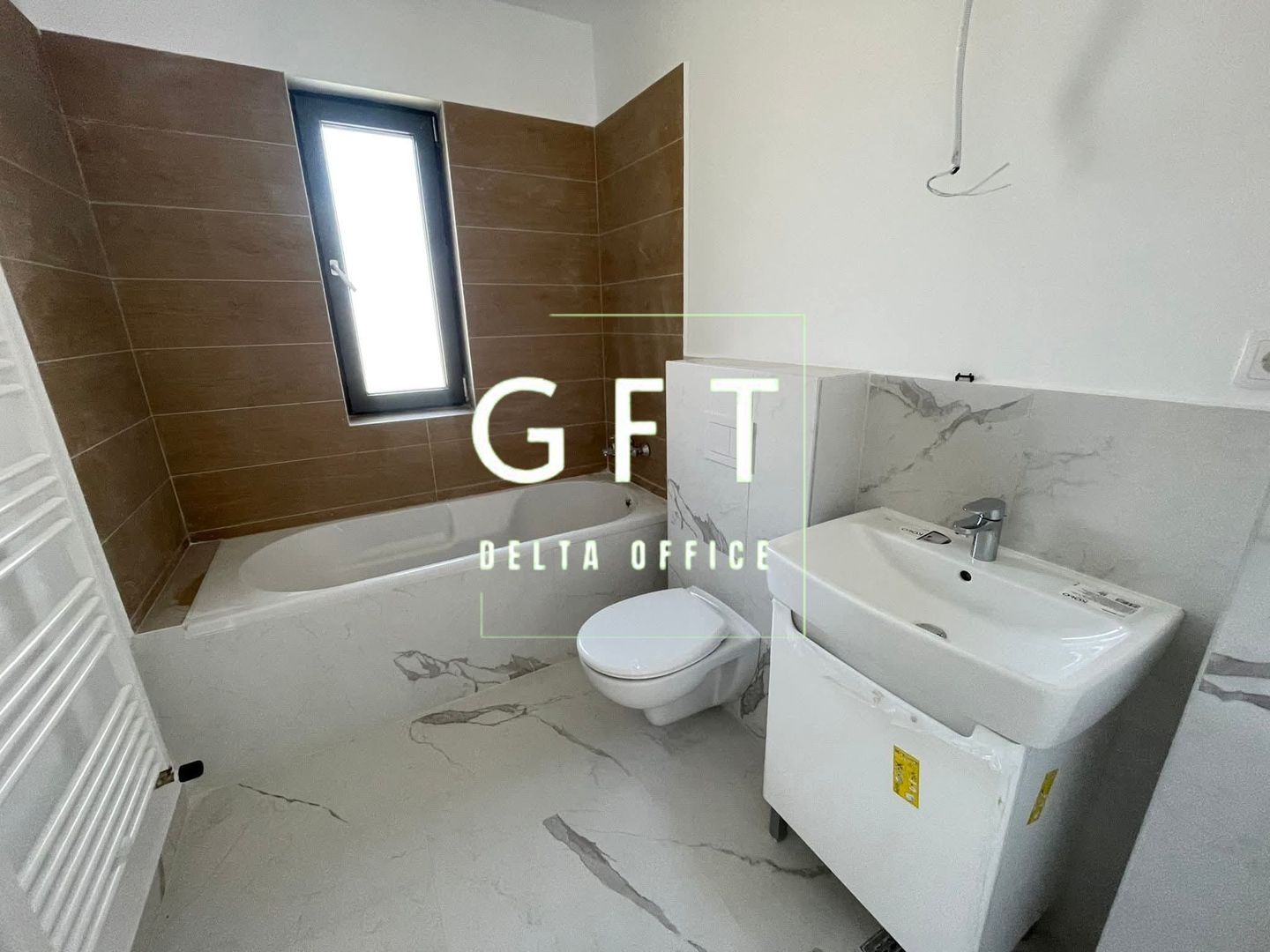 Apartament de vanzare - 3 camere + terasă 300 mp | Calea Moldovei - Poză 21