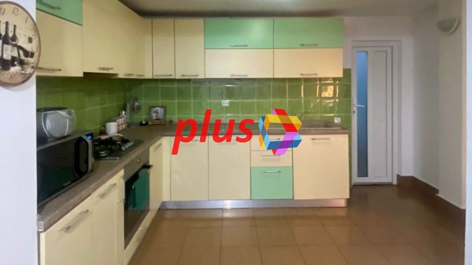 Casă cu 3 camere 95 mp, Teren 109 mp Brasdov - zona Craiter Coresi - Poză 4