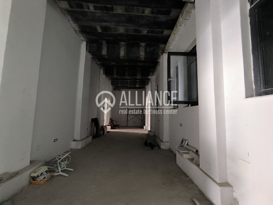 POLICLINICA CU PLATA(cod03) - Spatiu comercial luminos si inalt ! - Poză 12