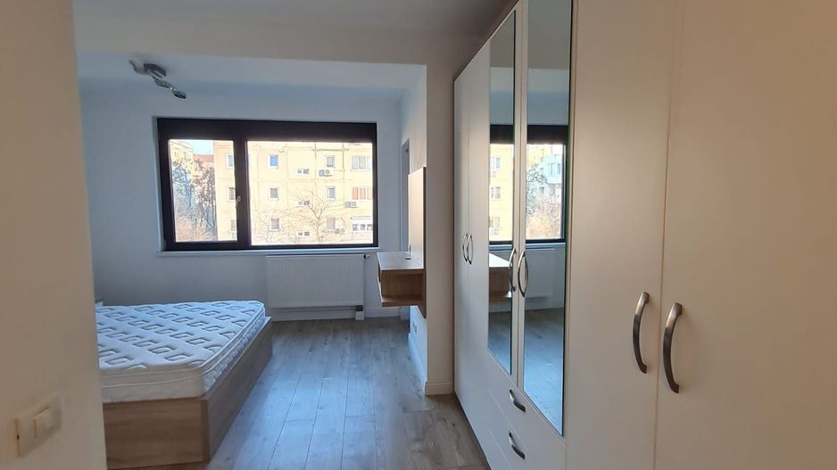 Apartament generos 4 camere zona Elisabetin - Poză 7