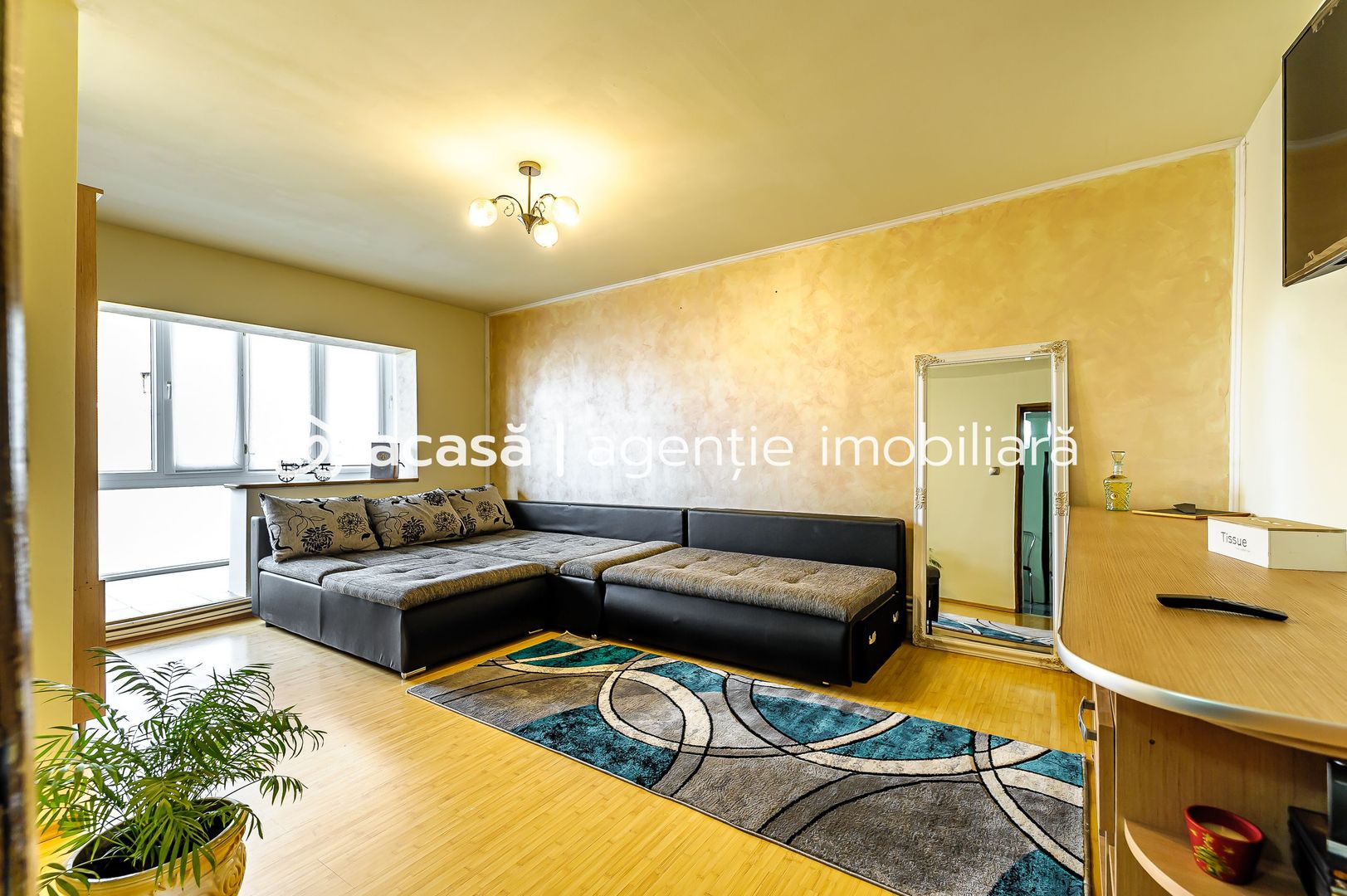 Apartament cu 3 camere decomandat la etajul 3 - Poză 2