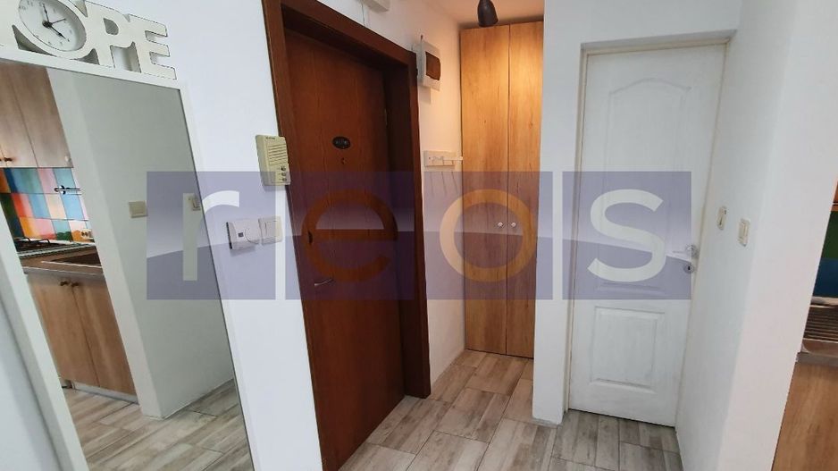 VANZARE GARSONIERA | VEDERE SPATE | ZONA DECEBAL - Poză 8