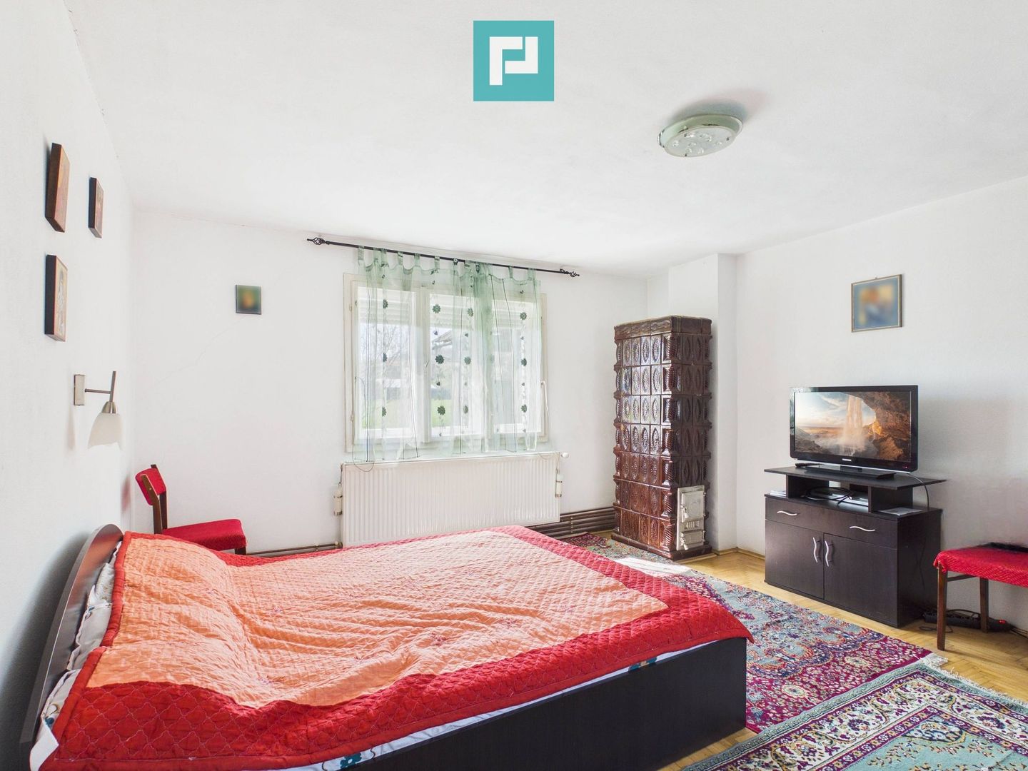 Casă solidă cu 5 camere in localitatea Almaș, Arad - Poză 14