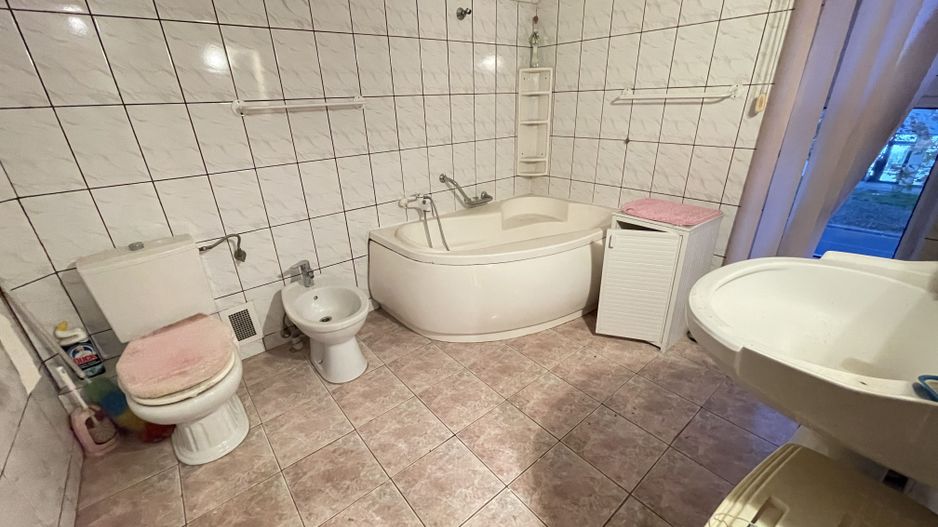 Casa P+1E,pozitie excelenta -zona Mehala - Poză 18