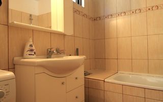 Zona Traian, 3 camere, centrala proprie - Poză 9