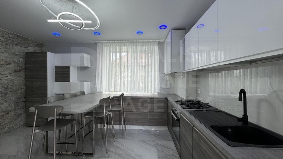 Chirie, casă, 3 camere, str. Pietrarilor, Centru - Poză 4