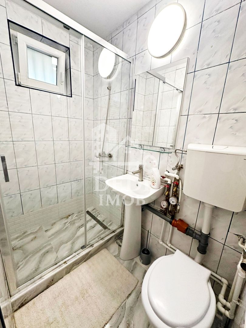 Apartament cu 2 camere de inchiriat in zona Centru Civic, Oradea - Poză 10