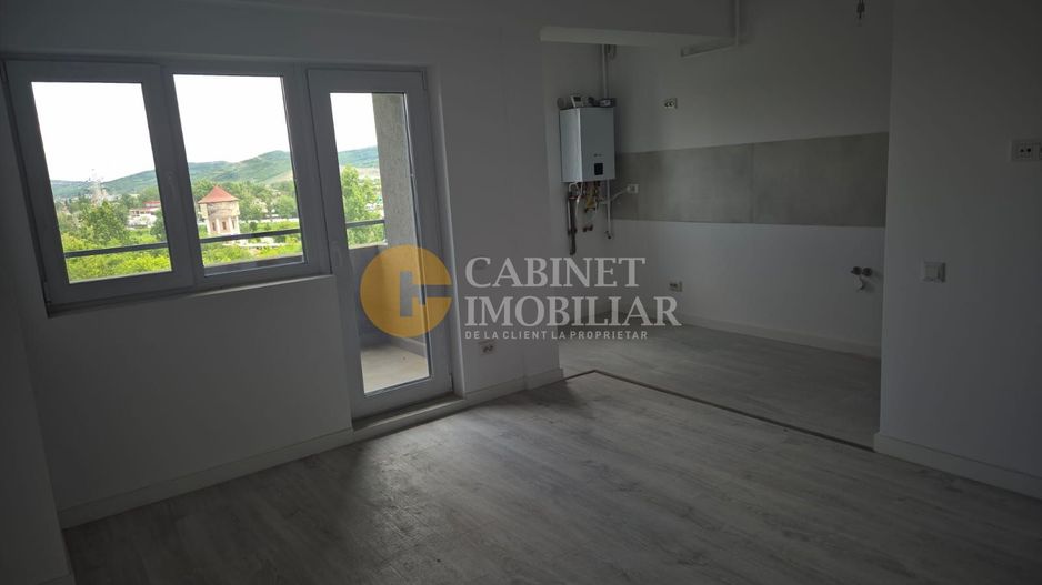 Tatarasi - bloc nou - etaj intermediar - Poză 3