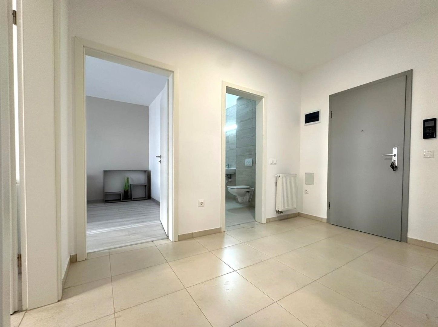 Vanzare apartament nou mobilat cu parcare si boxa Avantgarden 3 - Poză 10