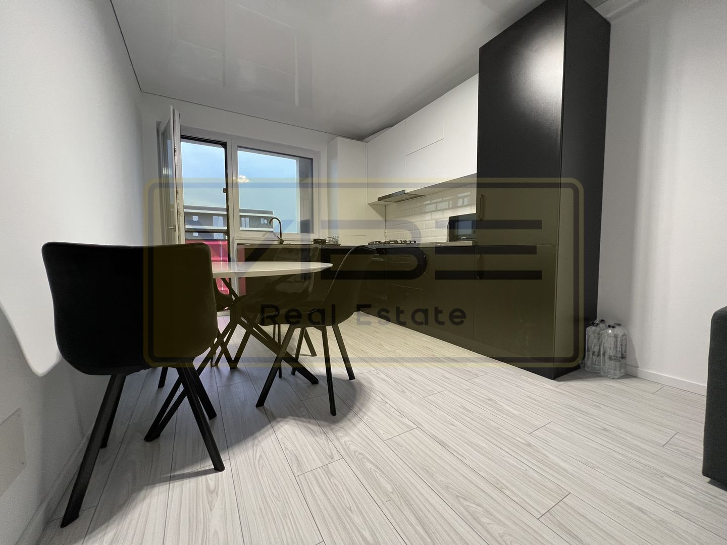 Apartament 2 camere Bloc Nou, PROFI 350 euro!! - Poză 4