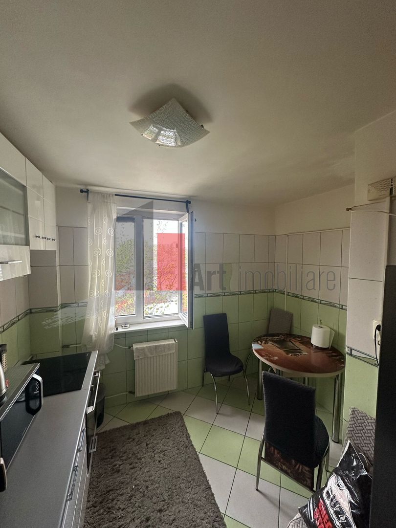 Apartament cu 3 camere în Zona 1Decembrie - Poză 7