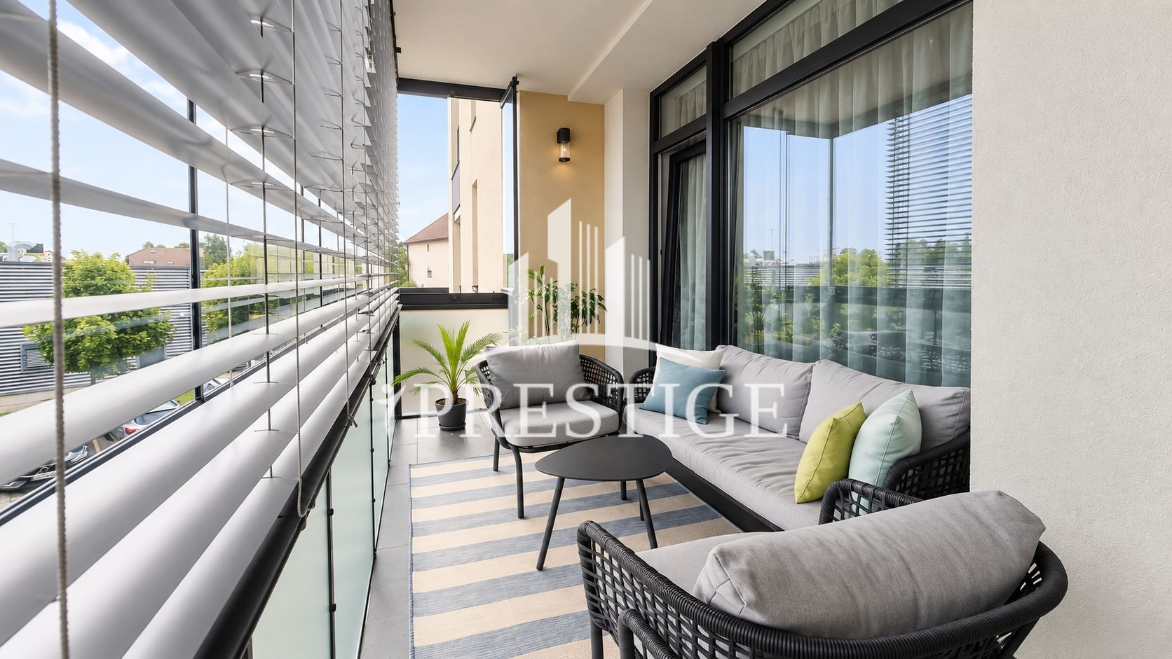 APARTAMENT DE VÂNZARE 4 CAMERE ETAJ 1 BALCON BOXĂ LIFT PARCARE CENTRAL - Poză 13