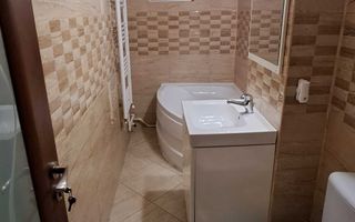 3 camere decomandat | 75 mp | 2 băi | 2 balcoane | Micro 17 - Poză 7
