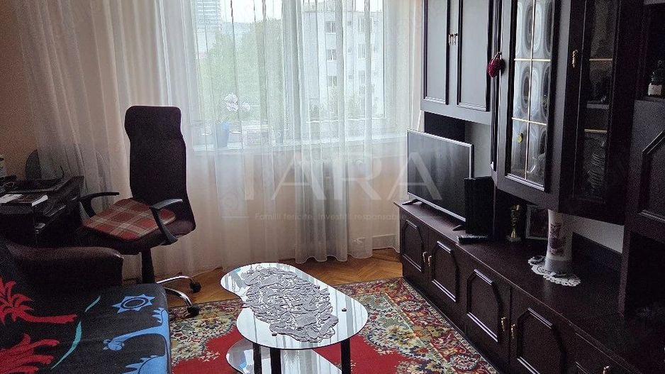 Apartament 2 camere, etaj intermediar, zonă accesibilă. - Poză 2