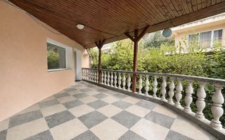 Vila spatioasa cu 15 camere de inchiriat in zona Andrei Muresanu - Poză 8