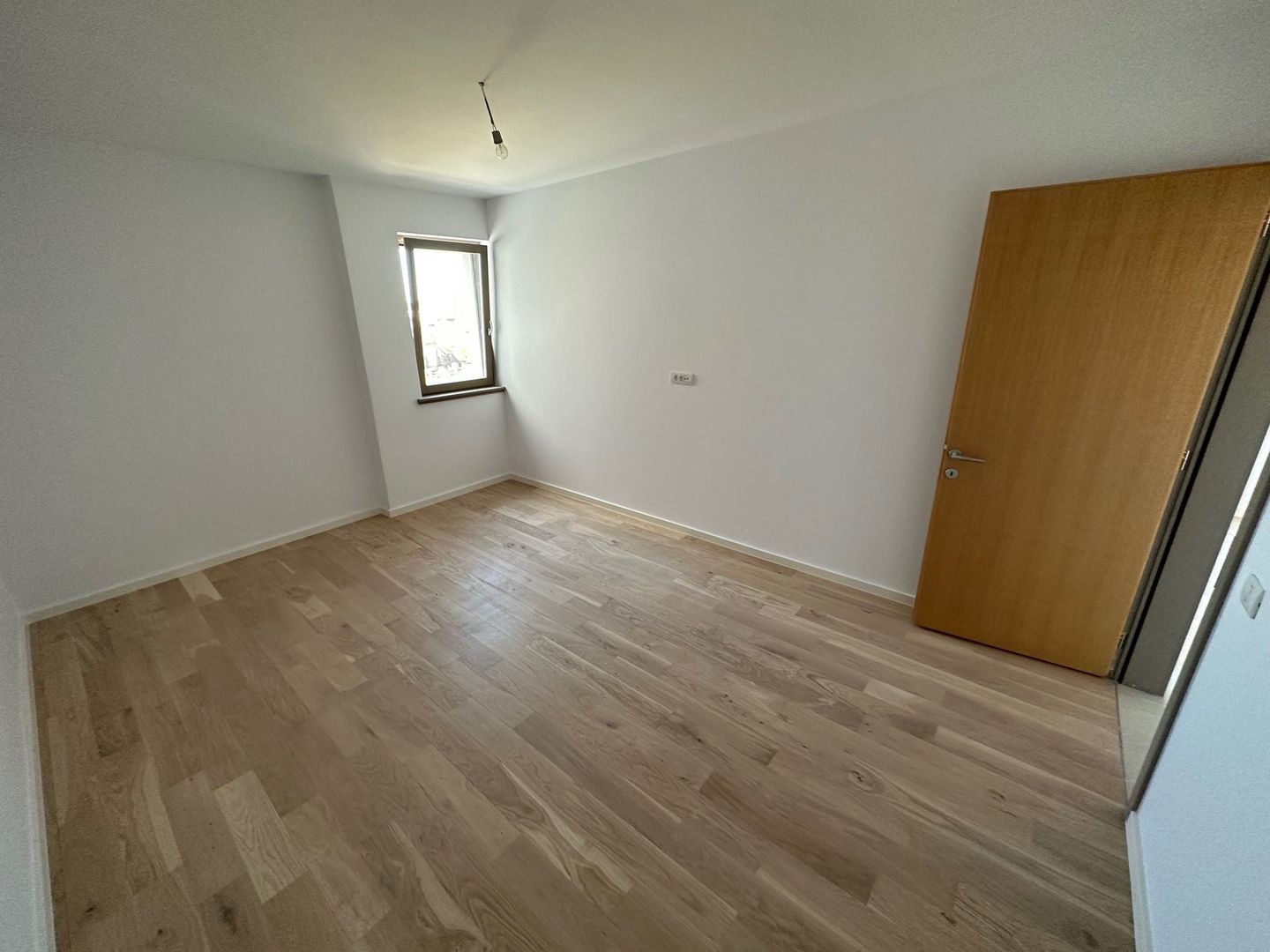 Apartament 3 camere - Poză 9