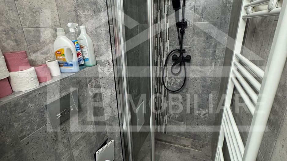 Apartament cu 3 camere, decomandat, 80mp, Zona Ultracentral - Poză 9