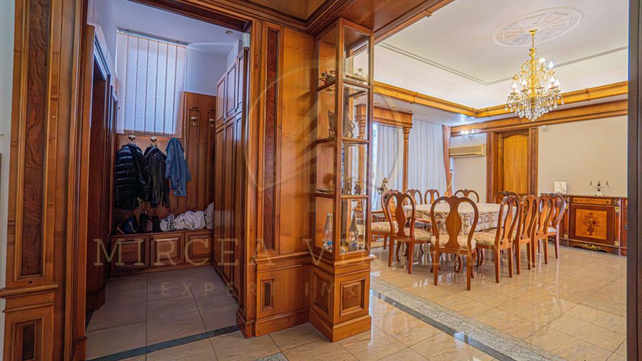 Ultracentral -Cladire impozanta  D+P+2E. - Poză 13