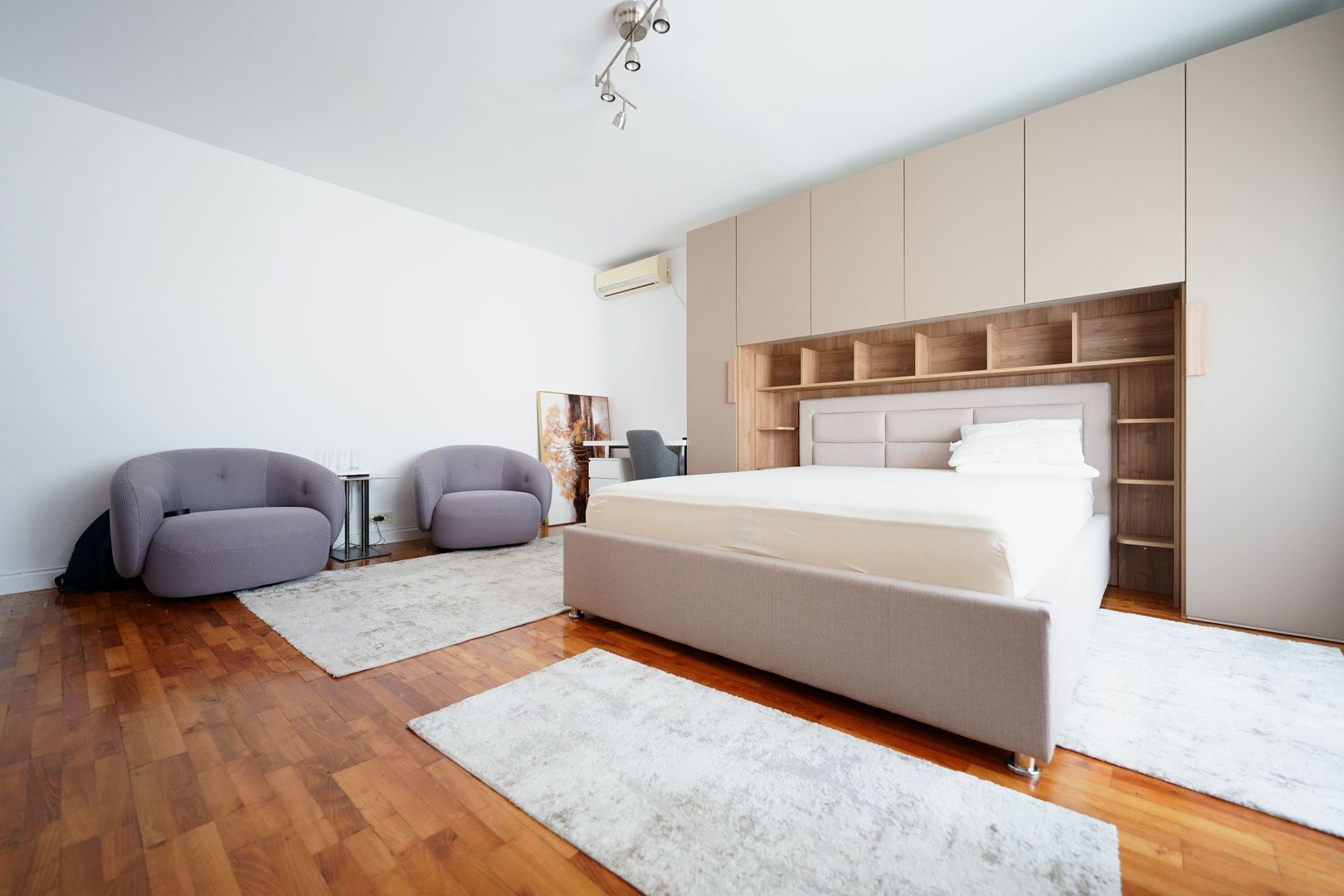 Garsoniera, Natiunile Unite, Unirii, Tribunal, Casa Poporului, Splai - Poză 1