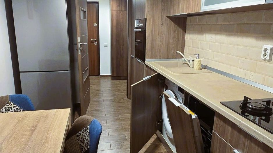 Apartament 3 camere Aparatorii Patriei-Bloc Nou-Parcare inclusa - Poză 7