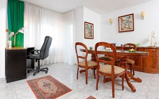 APARTAMENT COCHET DE  2 CAMERE LA INCHIRIERE IN PIATA VICTORIEI - Poză 3