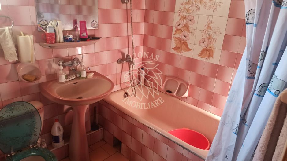 Apartament la casa 99 mp- etajul 1- 2 balcoane -Valea Ghinzii - Poză 4