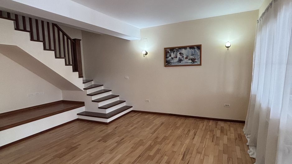 Vilă primitoare zona Modern - Poză 11