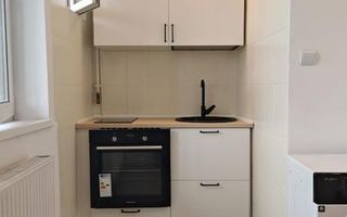 GARSONIERA  COCHETA  CENTRALA PROPRIE METROU ZONA MIHAI BRAVU - Poză 1