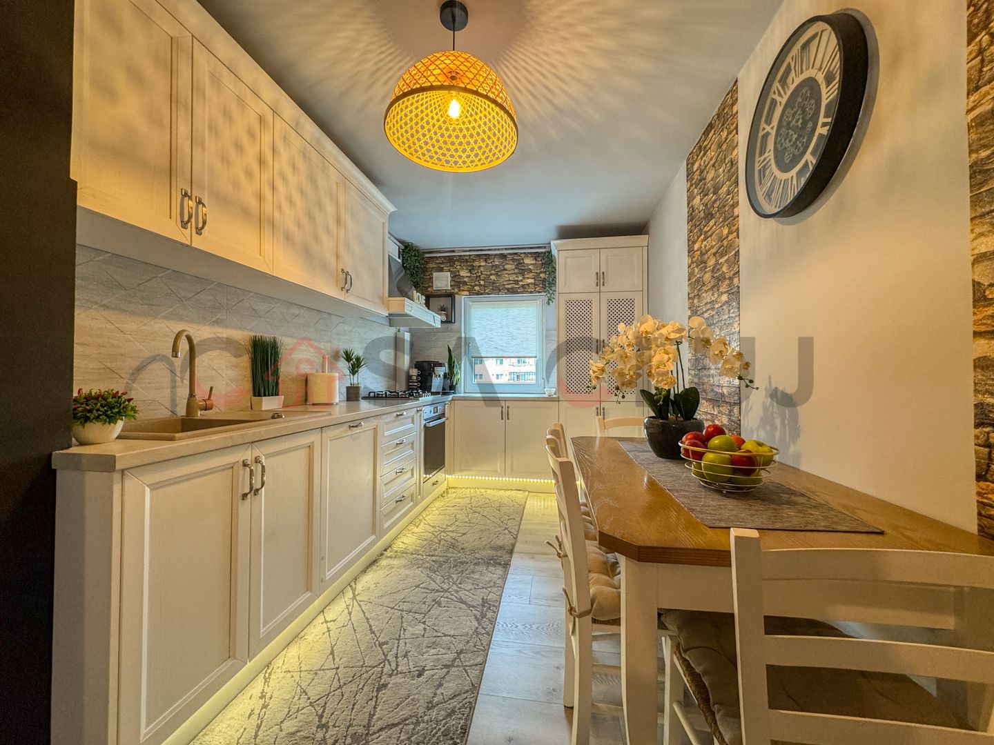 Apartament perfect pentru o familie,  zona Pod Calvaria, Manastur ! - Poză 3