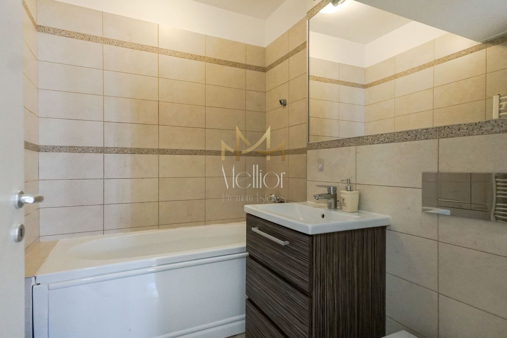 Apartament 4 camere, 94 mp, terasa 100 mp, parcare, Buna Ziua - Poză 21