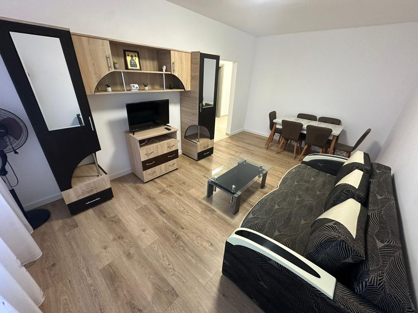 AP. 2 CAMERE CIRESULUI, BLOC NOU, CENTRALA TERMICA, LOC PARCARE - Poză 2