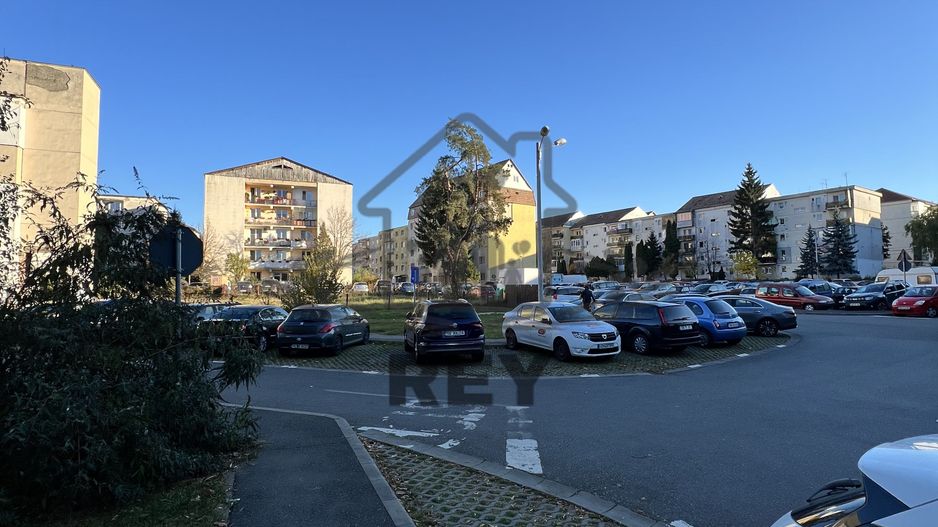 Apartament 3 camere – Etaj 1 | Zona CEC - Poză 8