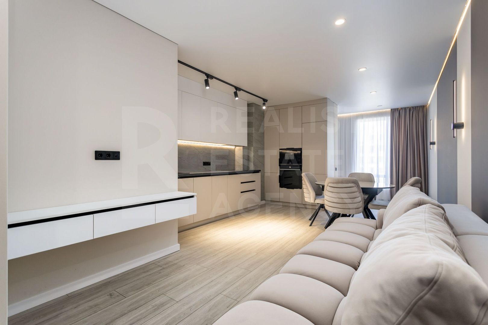 Chirie, apartament, 3 camere, str. Ioana Radu, Buiucani - Poză 7